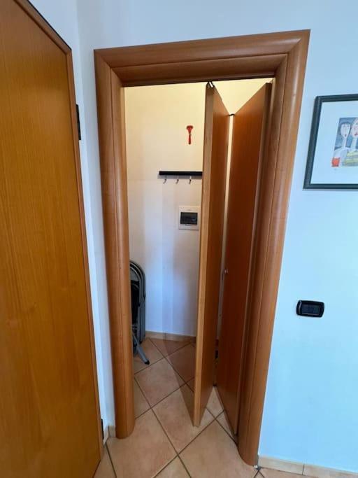 Attico Belvedere - Metro C E Posto Auto Apartment