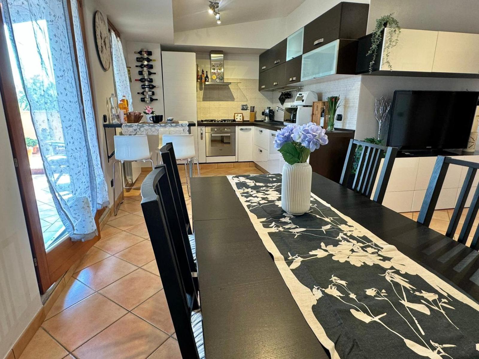 Appartement Attico Belvedere - Metro C E Posto Auto Rome